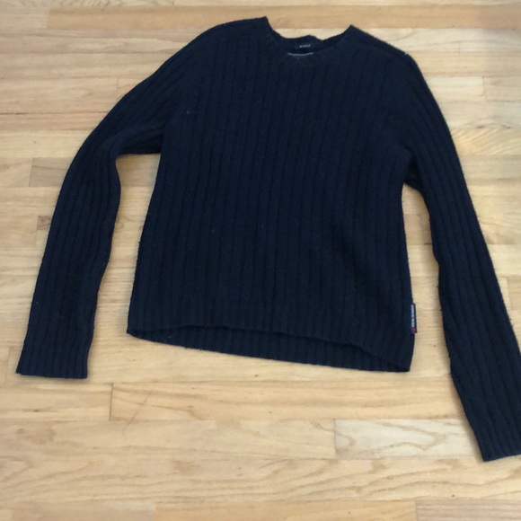 Abercrombie sweater - Picture 1 of 2